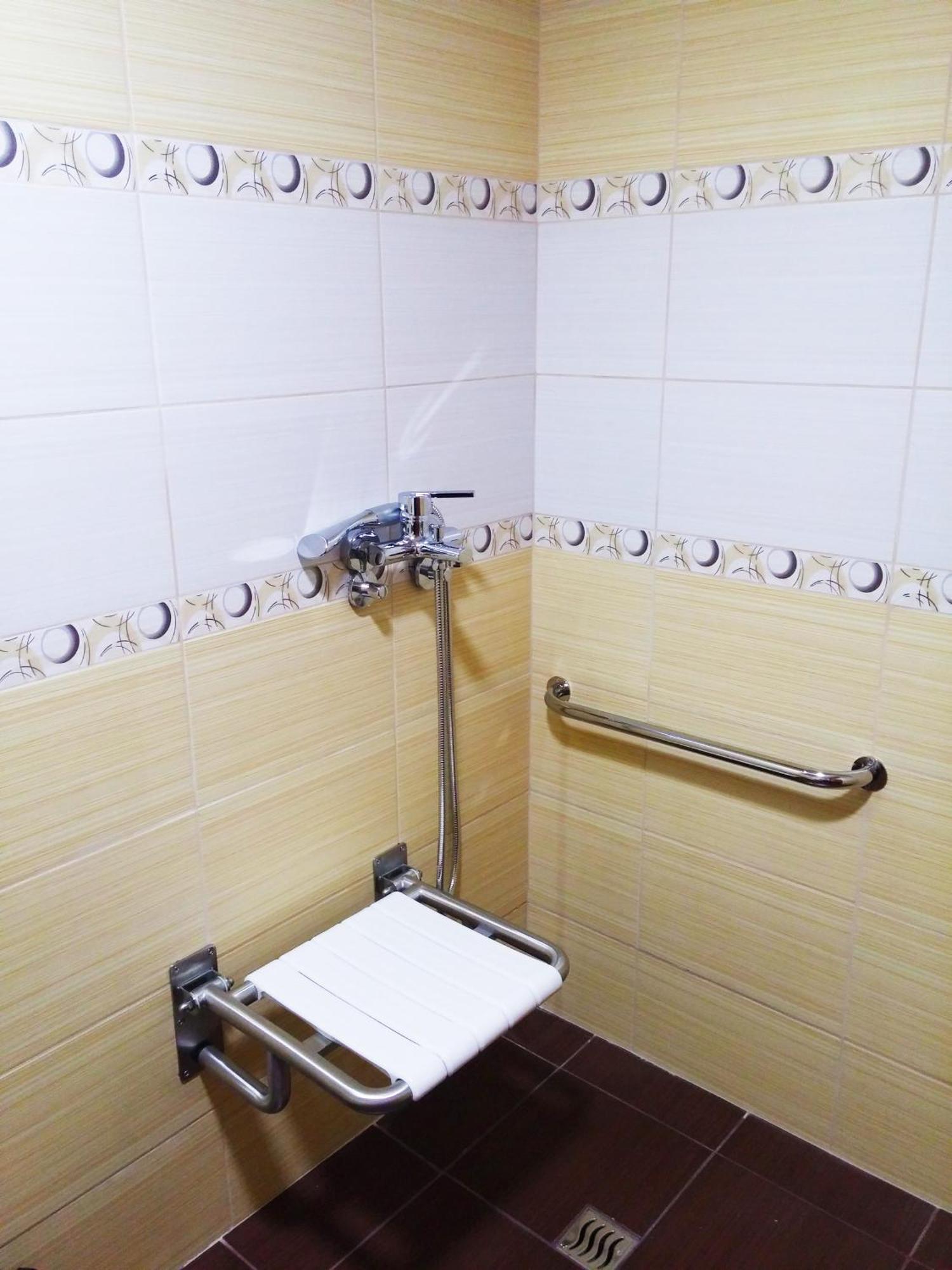 Hotel Ana Lux Spa Пирот Экстерьер фото